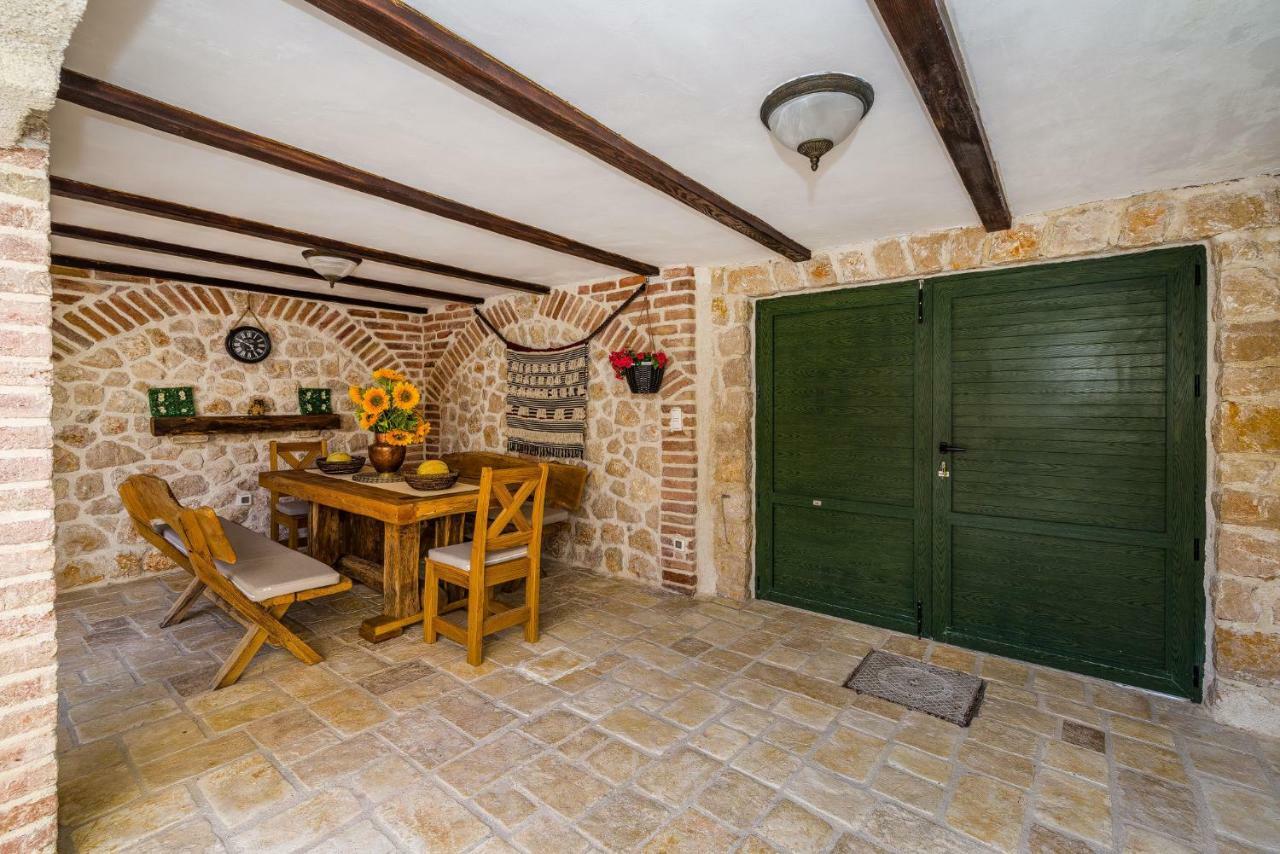 Stone House Villa Razanac Exterior photo